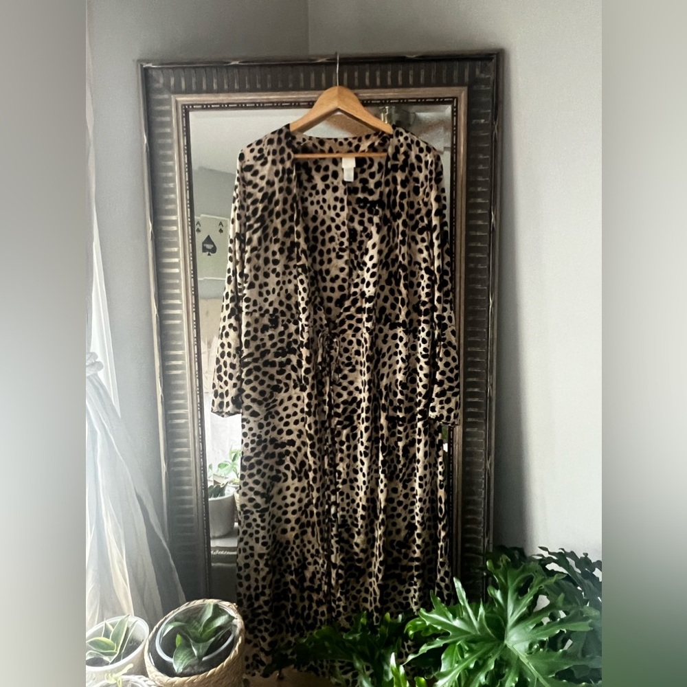 Leopard Long Sleeve Cover